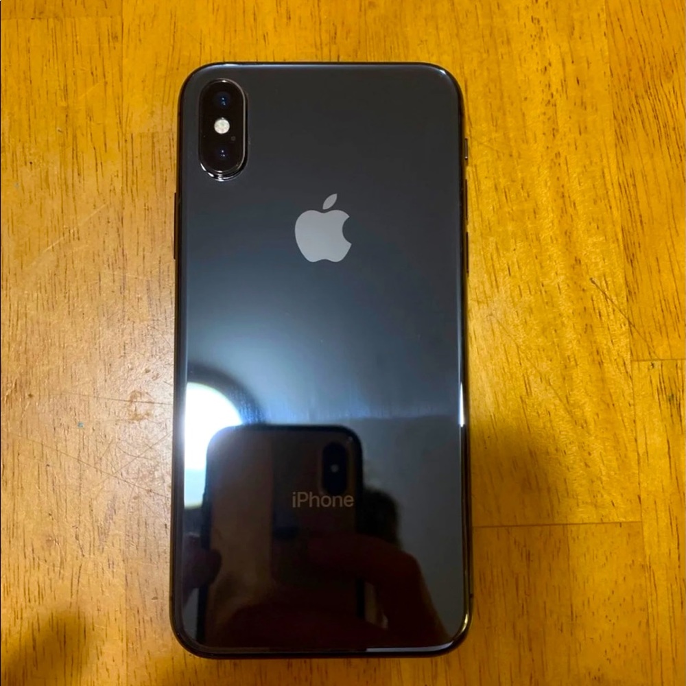 iPhone X 256 gb UNLOCKED